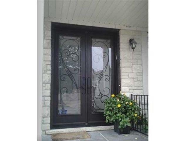 New home buyer? Have you changed your front door? See below for a front door makeover!