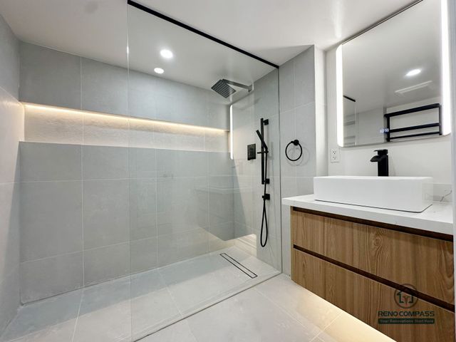 Pickering Curbless Shower Bathroom