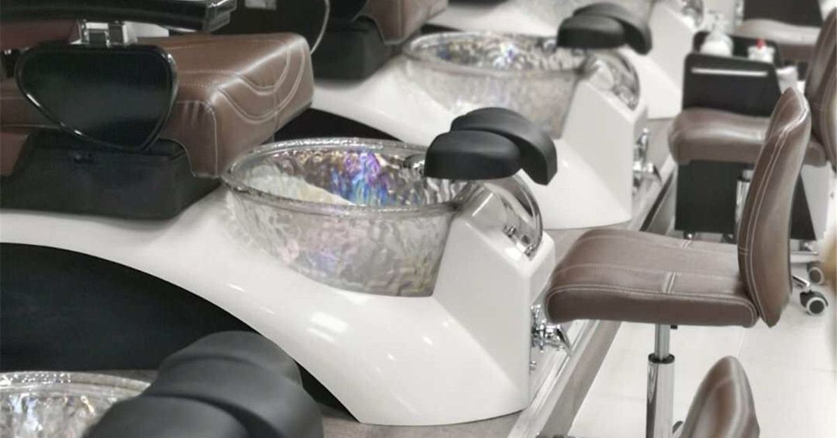 Uxbridge Nail Spa Commercial Renovation